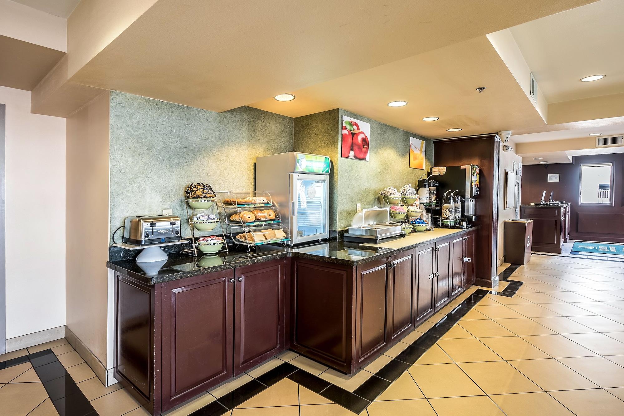 Quality Inn & Suites Reno Airport 外观 照片