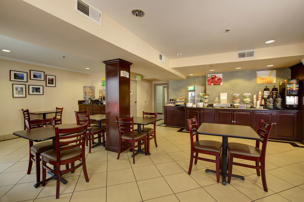 Quality Inn & Suites Reno Airport 外观 照片